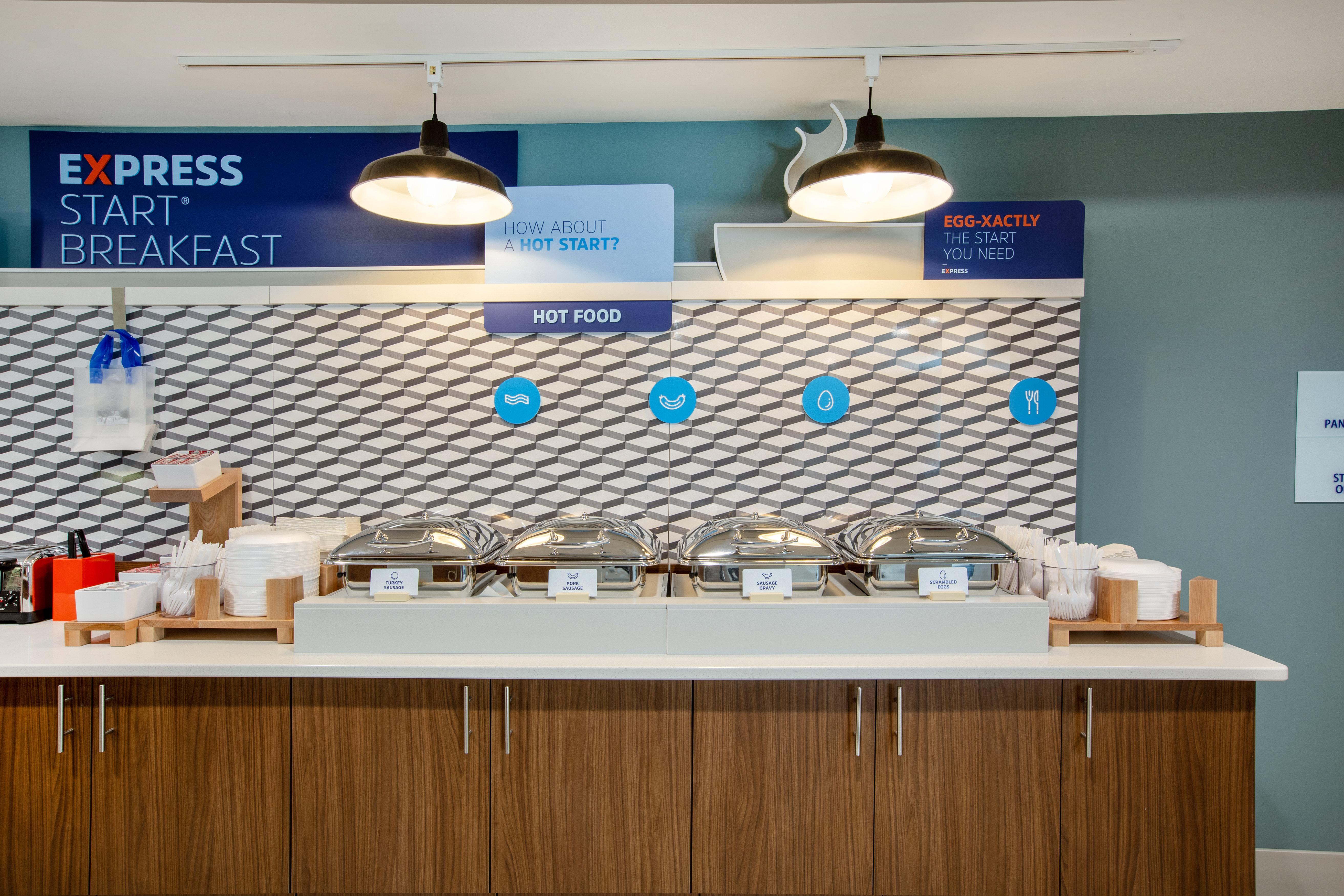 Holiday Inn Express Hastings By Ihg Ngoại thất bức ảnh